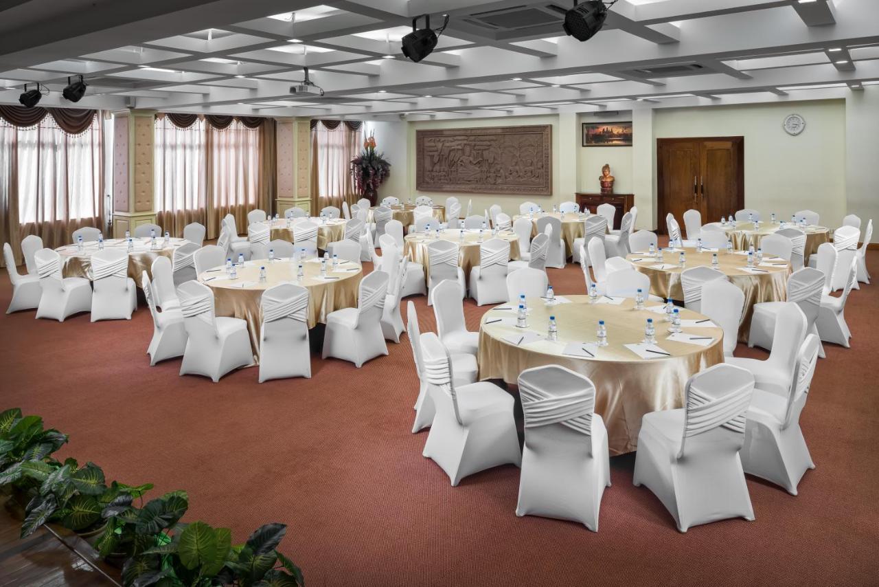 Green Palace Hotel Phnom Penh Luaran gambar